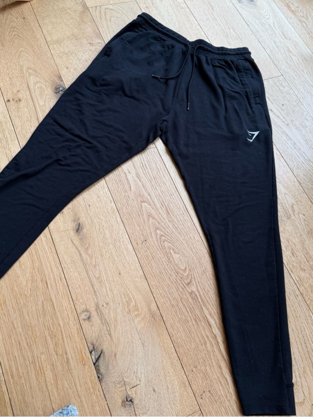 Gymshark Women’s Black Joggers Medium Athletic Sweatpants EUC